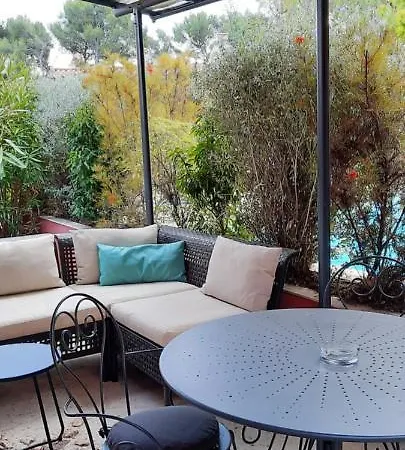 Guest house La Grenotte Au Castellet *